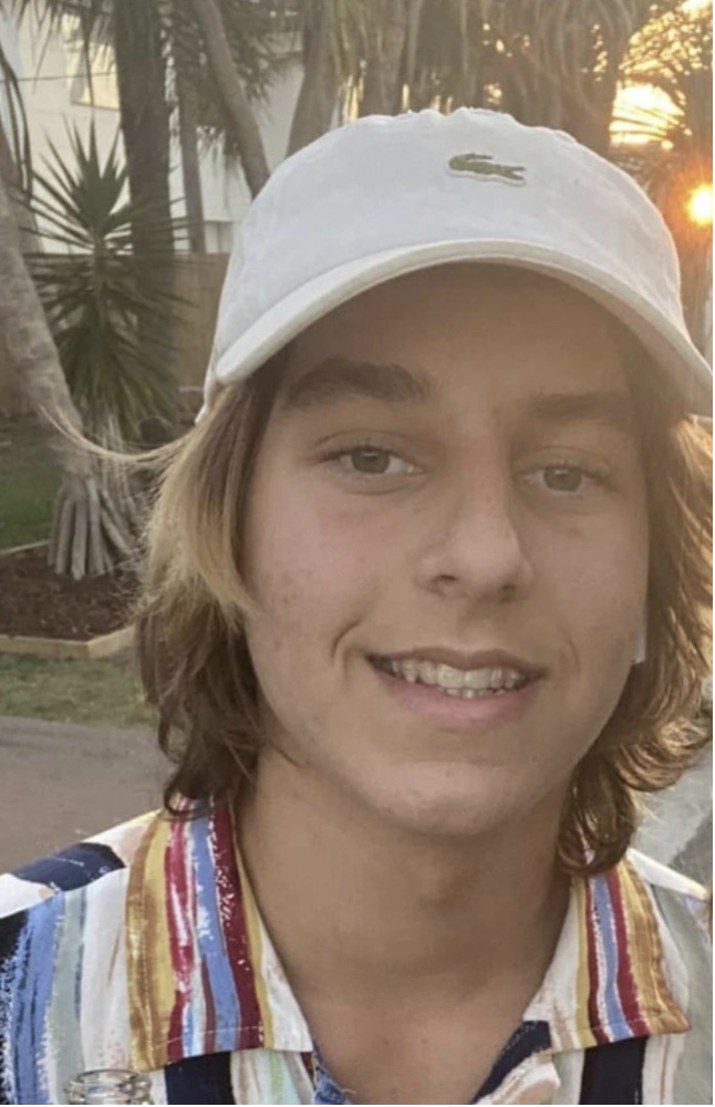 陽光海岸兩青少年爭執,16歲男孩被當場砍死