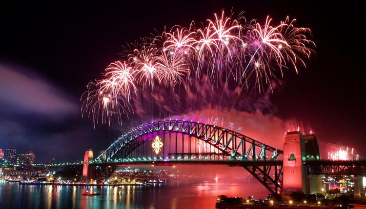 <a href='/city/Sydney/' target='_blank'>悉尼</a>熱鬧告別2021 <a href='/city/Melbourne/' target='_blank'>墨爾本</a>寒酸煙花秀被嘲“好尷尬”