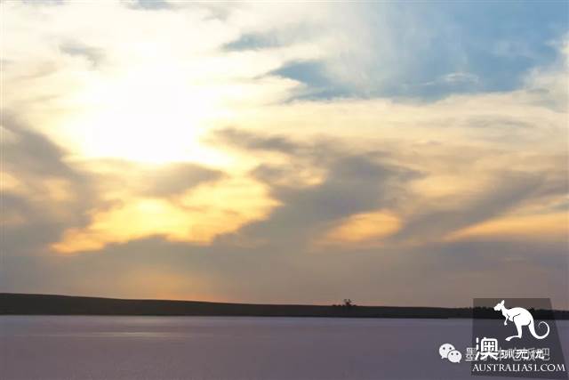 維州「天空之境」泰瑞爾湖乾了,沒了水居然美到上天