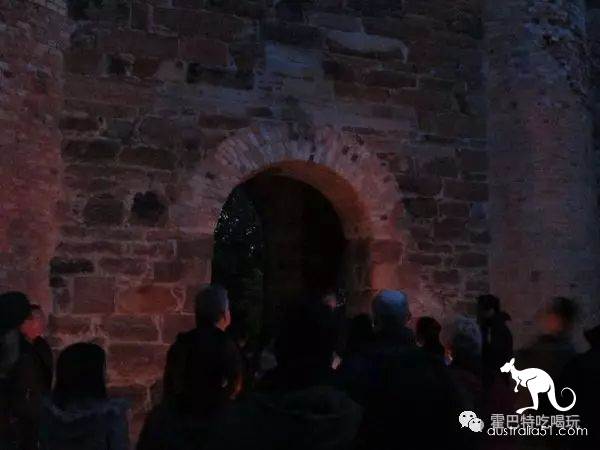 亞瑟港夜晚的探險之旅,勇敢者的旅行