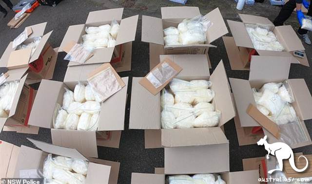最蠢罪犯?悉尼华男载2亿毒品撞警车,俯首认罪