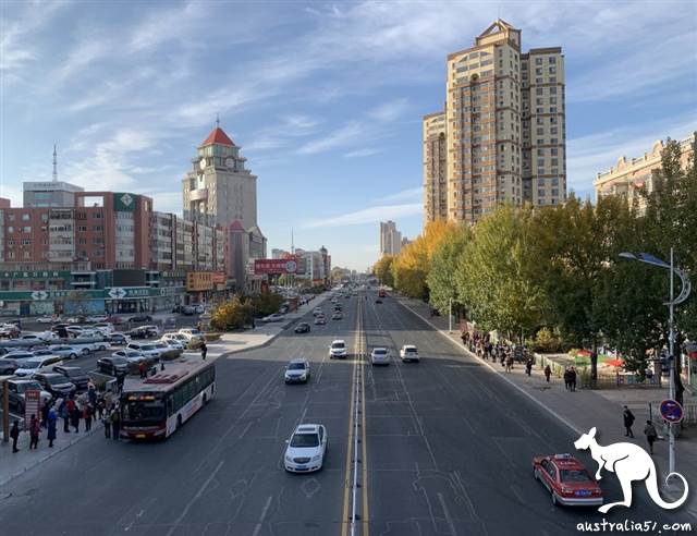 大庆市所在的黑龙江是中国最北方与俄罗斯接壤的省份。