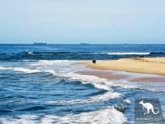 紐卡斯爾,悉尼隔壁的文藝小城,6公裹海濱步道雲淡風輕浪湧浪奔