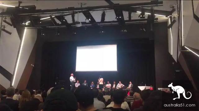 今天,上千華人聚集Sunnybank大遊行!為治安髮聲,對於犯罪“我們受夠了!”