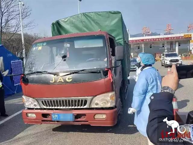 因为一张湖北牌照，他被迫在高速上游荡了7天