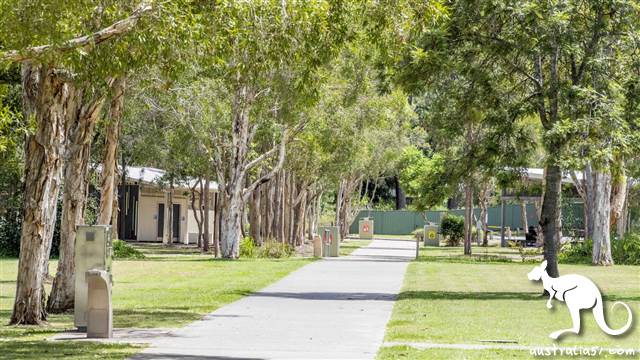 2名年僅15歲的少女在卡菈姆維爾公園中慘遭10名青年強姦。(《信使郵報》圖片)