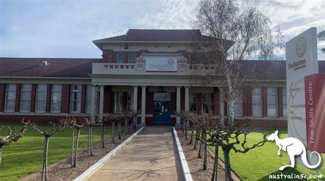 <a href='/city/Adelaide/' target='_blank'>阿德萊德</a>德巴頓成人學院集群出現5例陽性病例。(澳洲廣播公司圖片)