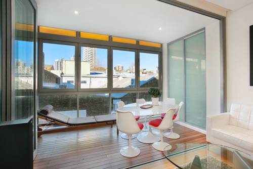 R15S 1BR Darlinghurst - Uptown Apartments