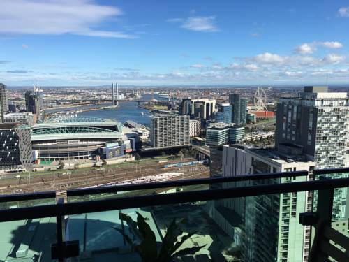 City View Melbourne CBD Homestay