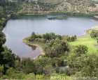 山谷湖（The Valley Lake）