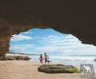 洞穴海滩（Caves Beach）