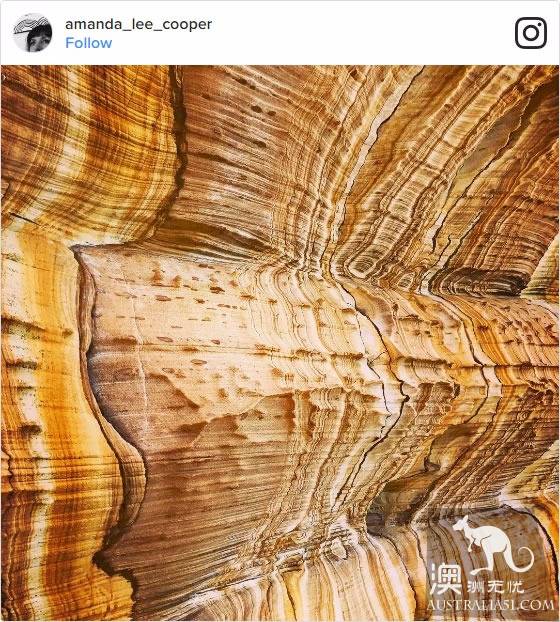 塔州瑪麗亞島(Maria Island)著名的彩色懸崖,猶如大自然的畫作