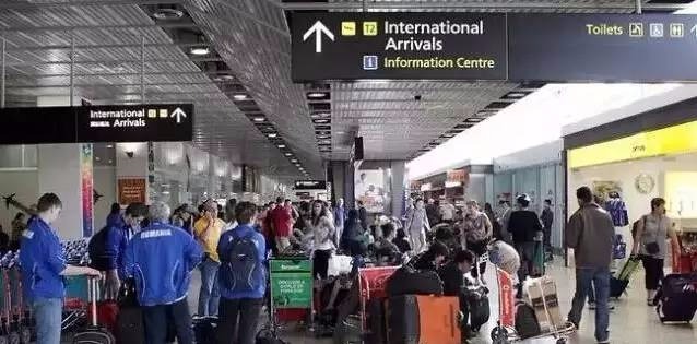 重磅!澳海關入境政策大整改!香煙從此只能帶25根,違規者最高可判處監禁及萬以上罰款