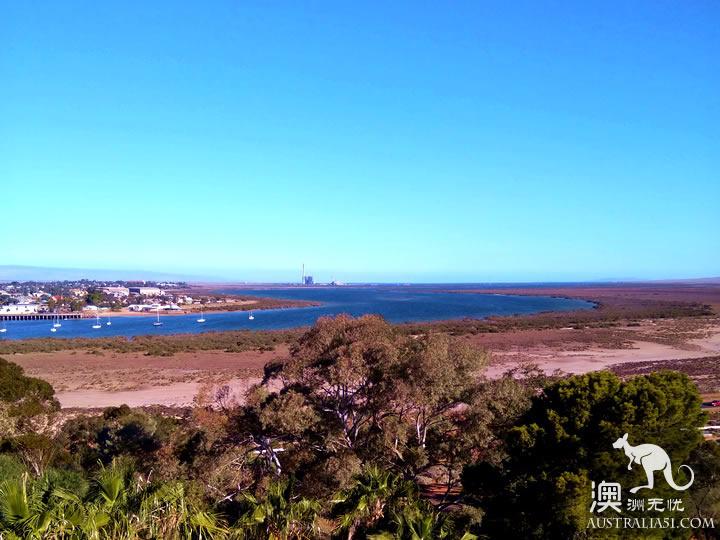地下城市庫伯佩迪(Coober Pedy)尋寶3日遊