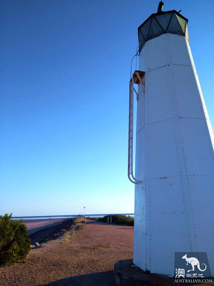 地下城市庫伯佩迪(Coober Pedy)尋寶3日遊