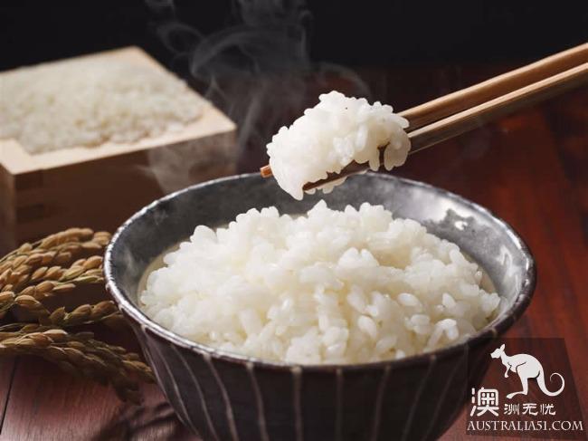 美國科學傢警告:多吃米飯竟會增加致癌風險,中國人煮飯方式,會吃進最多砒霜!