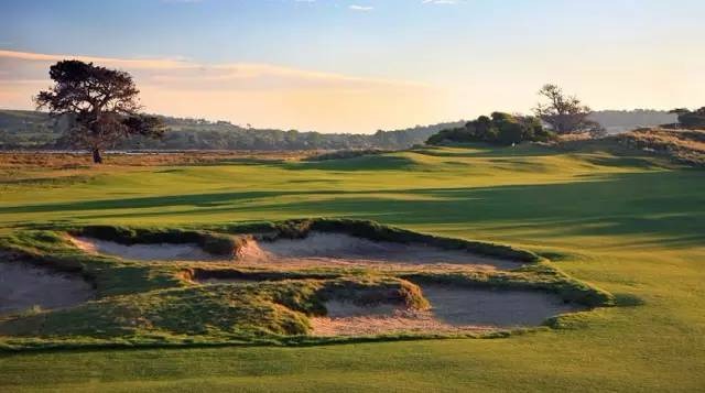 澳洲第一公众球场:班博古沙丘Barnbougle Dunes Golf
