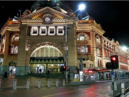 弗林德斯大街車站(Flinders Street Railway Station)
