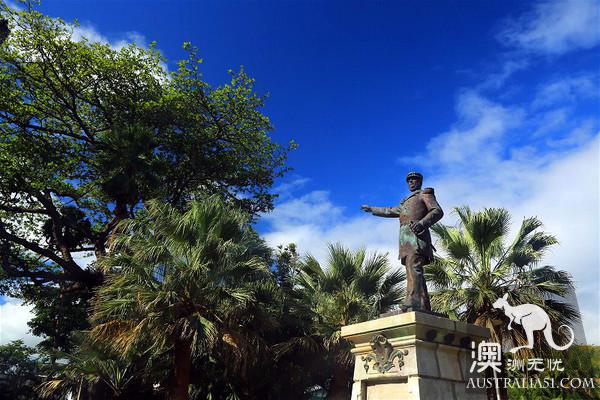 法屬新喀裹多尼亞,地球另一端的巴黎