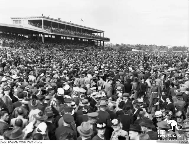 不去看賽馬怎能算在墨爾本待過?2018 Melbourne Cup 最強攻略在此